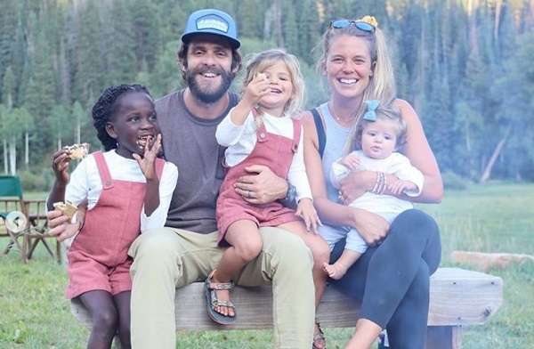 Thomas Rhett and Family 1